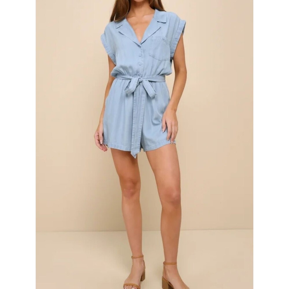 Ellen Tracy Light Blue Lyocell Button Up Shorts Romper, Tie Belt, L